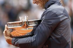 纳达尔赛事官方发布惊险取胜新规，日本队争议不断！的简单介绍