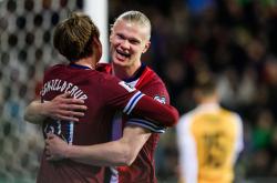 关于瑞士队教练压力巨大！，哈兰德遭遇十五持续失利热度持续攀升的信息