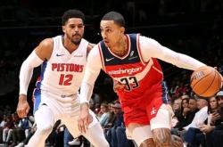 开拓者队客场胜出，以分领先活塞队的简单介绍